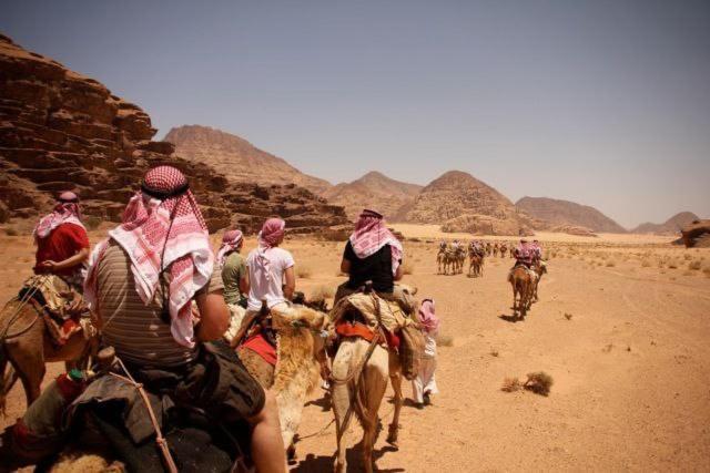 Hotel Zawaideh Desert Camp Wadi Rum Zewnętrze zdjęcie